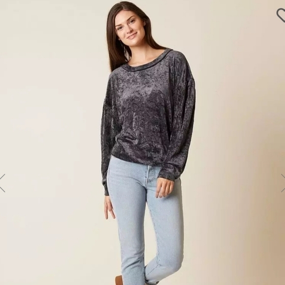We the free people nora jane crushed velvet sweatshirt - Picture 2 of 13